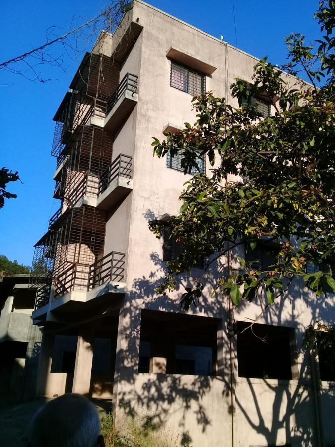 Belle-Vue Holiday Homes - 1Bhk Apartments بانتشجانى المظهر الخارجي الصورة