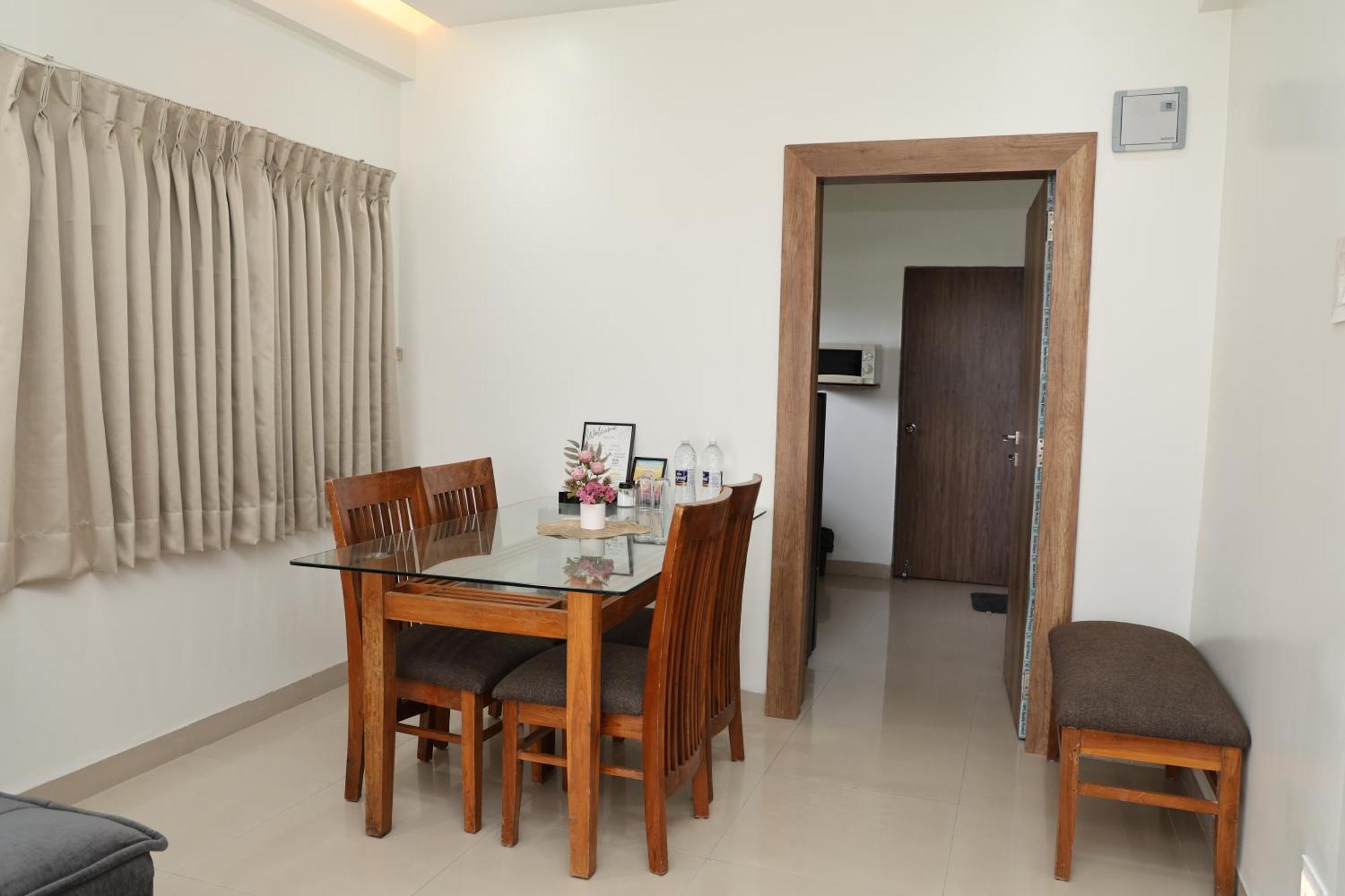 Belle-Vue Holiday Homes - 1Bhk Apartments بانتشجانى المظهر الخارجي الصورة