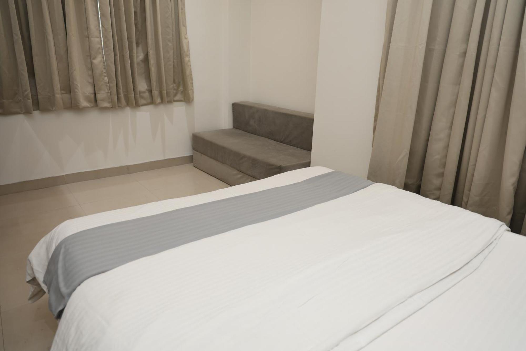 Belle-Vue Holiday Homes - 1Bhk Apartments بانتشجانى المظهر الخارجي الصورة