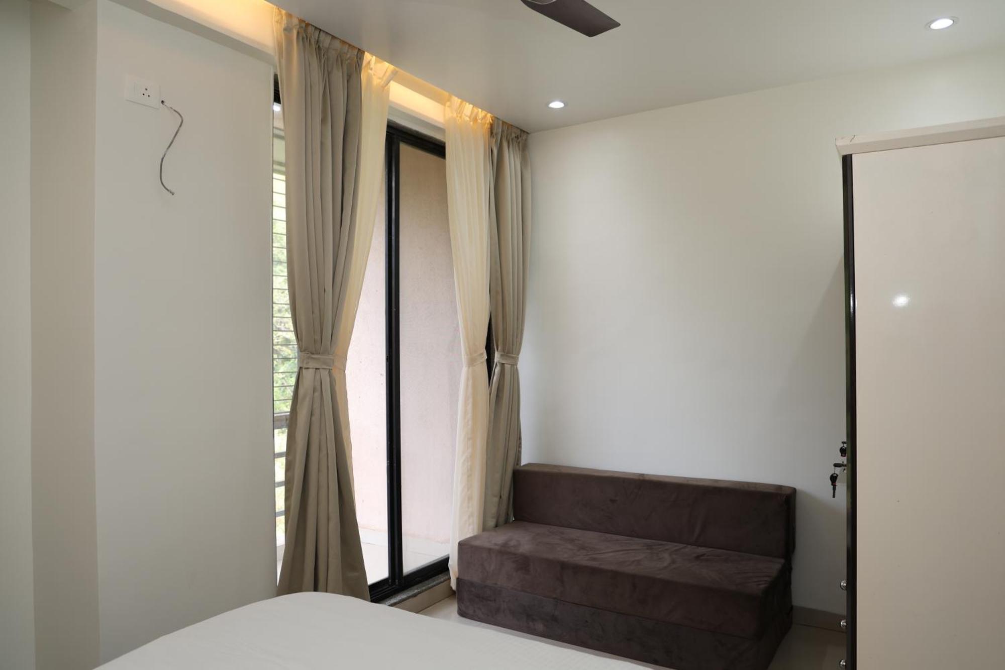 Belle-Vue Holiday Homes - 1Bhk Apartments بانتشجانى المظهر الخارجي الصورة