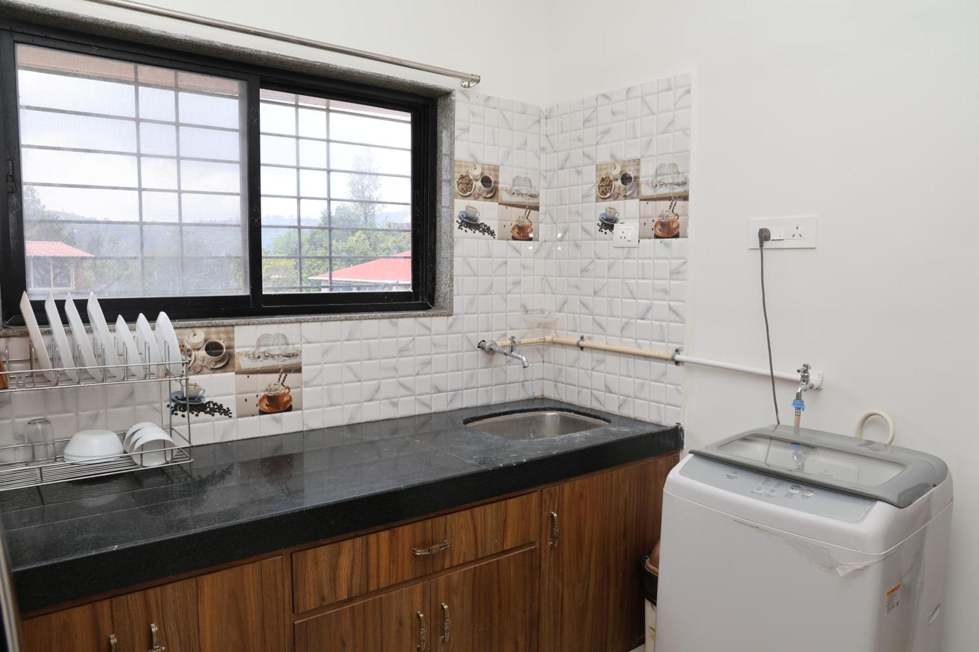 Belle-Vue Holiday Homes - 1Bhk Apartments بانتشجانى المظهر الخارجي الصورة