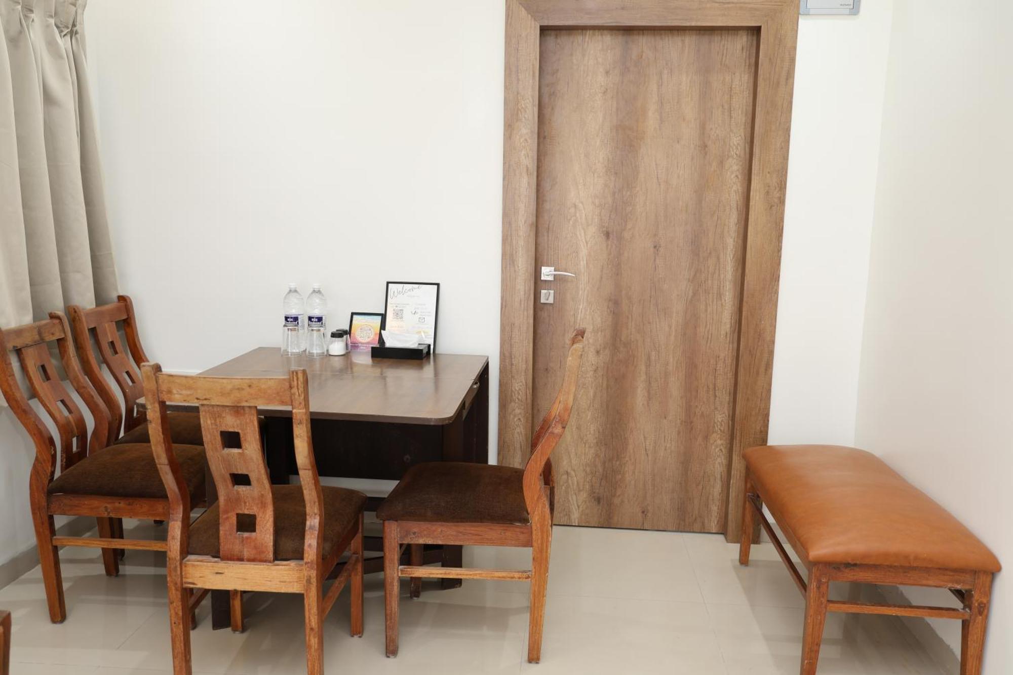 Belle-Vue Holiday Homes - 1Bhk Apartments بانتشجانى المظهر الخارجي الصورة