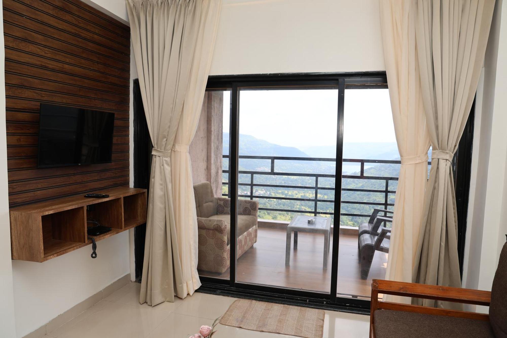 Belle-Vue Holiday Homes - 1Bhk Apartments بانتشجانى المظهر الخارجي الصورة