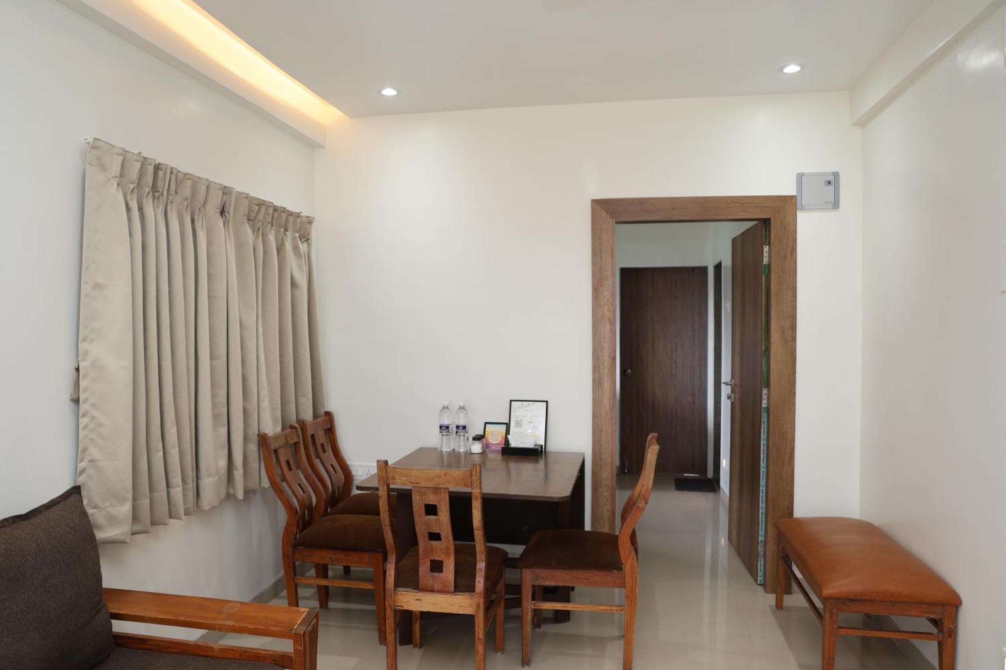 Belle-Vue Holiday Homes - 1Bhk Apartments بانتشجانى المظهر الخارجي الصورة