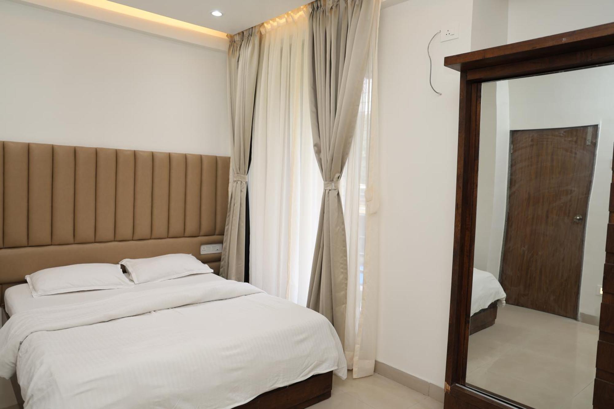 Belle-Vue Holiday Homes - 1Bhk Apartments بانتشجانى المظهر الخارجي الصورة