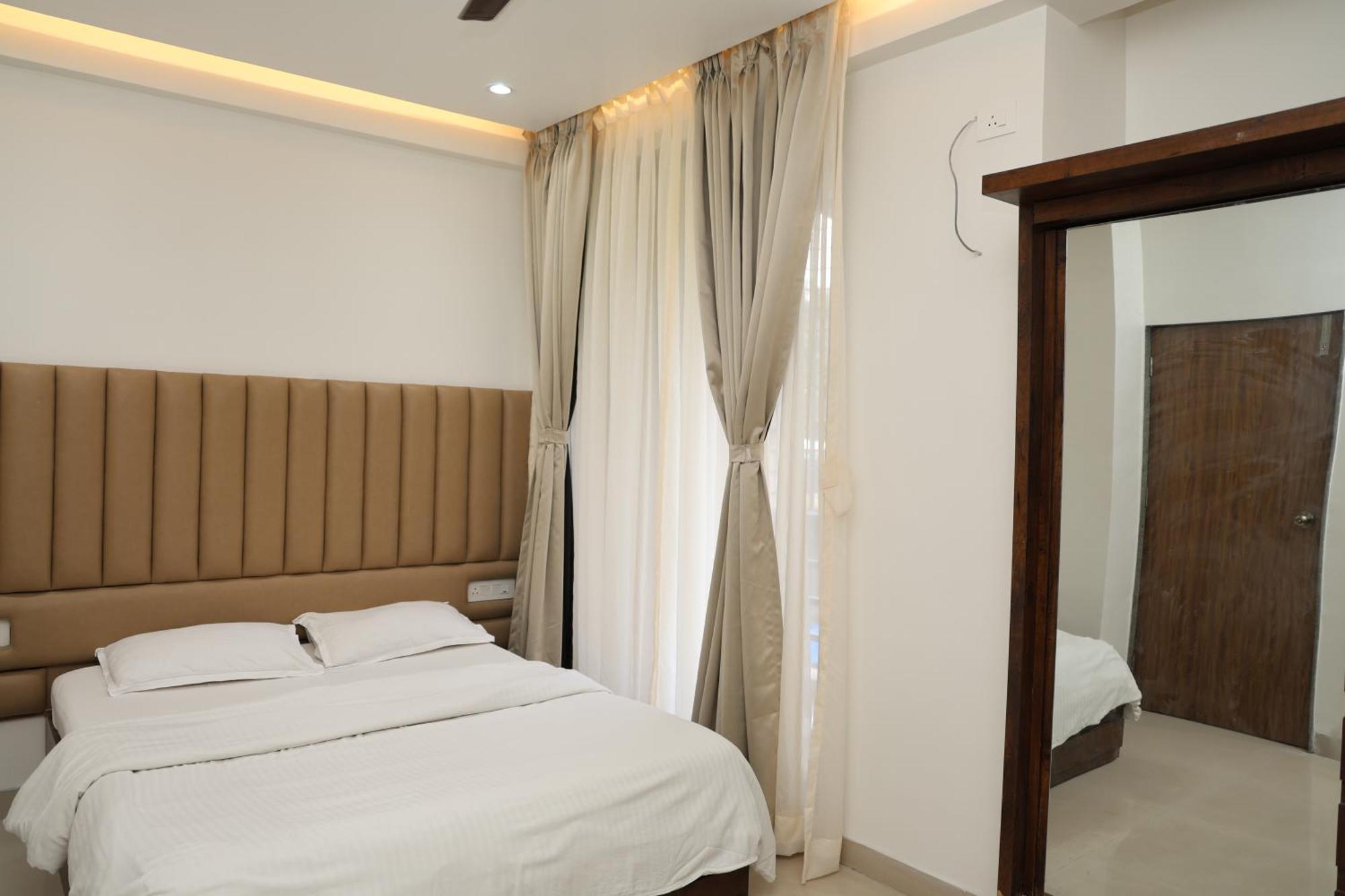 Belle-Vue Holiday Homes - 1Bhk Apartments بانتشجانى المظهر الخارجي الصورة